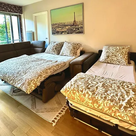 Apartment Champs Elysees